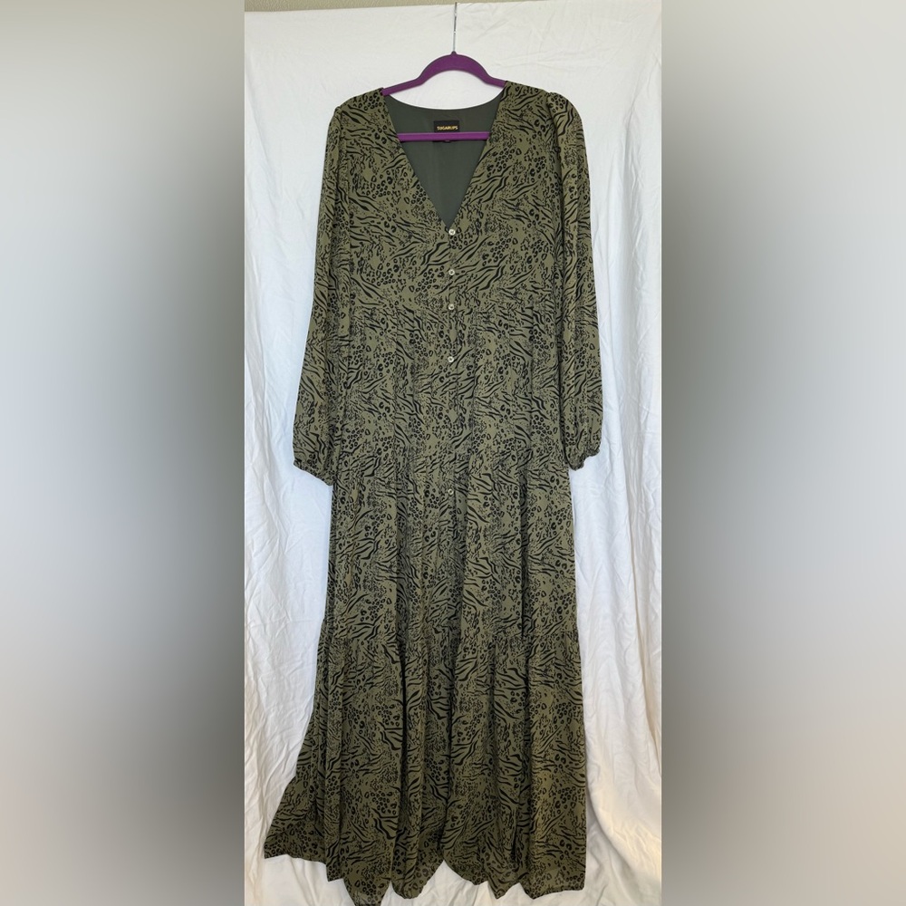 Sugarlips Leopard Print V-Neck Dress